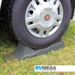 Fiamma Level Up Grey Ramps